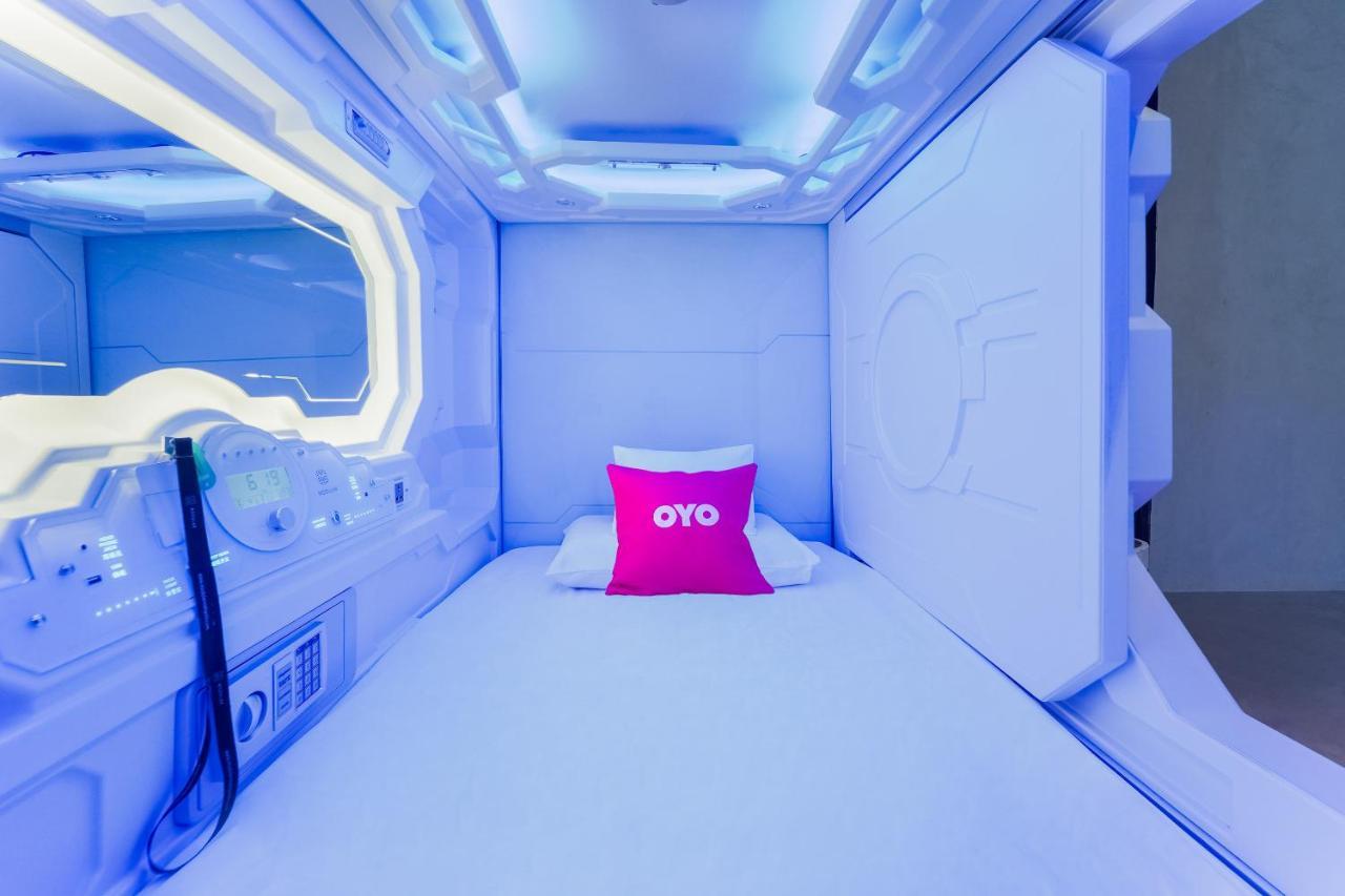 Oyo 89635 Modular Langkawi Capsule Hotel Padang Mat Sirat Exteriör bild